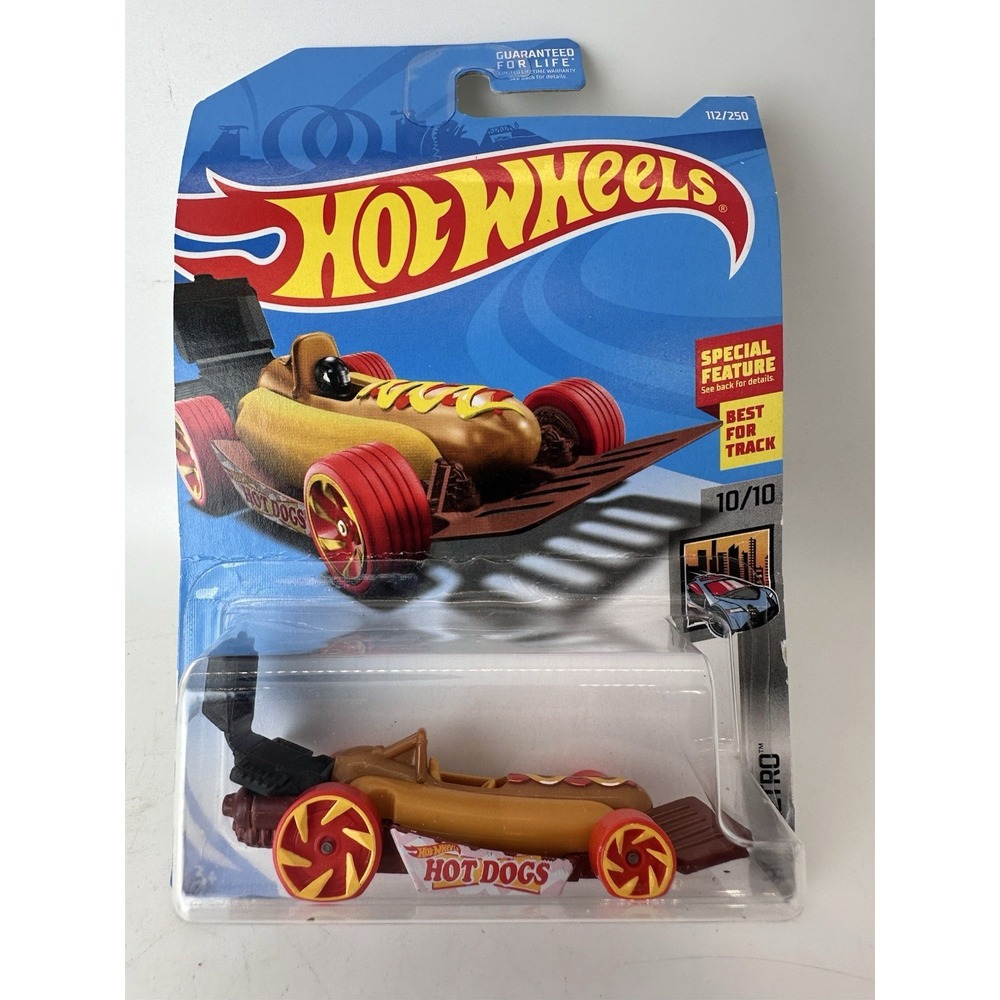 2019 Hot Wheels Street Wiener Hot Dog Car HW Metro 10/10 #112/250 Sealed